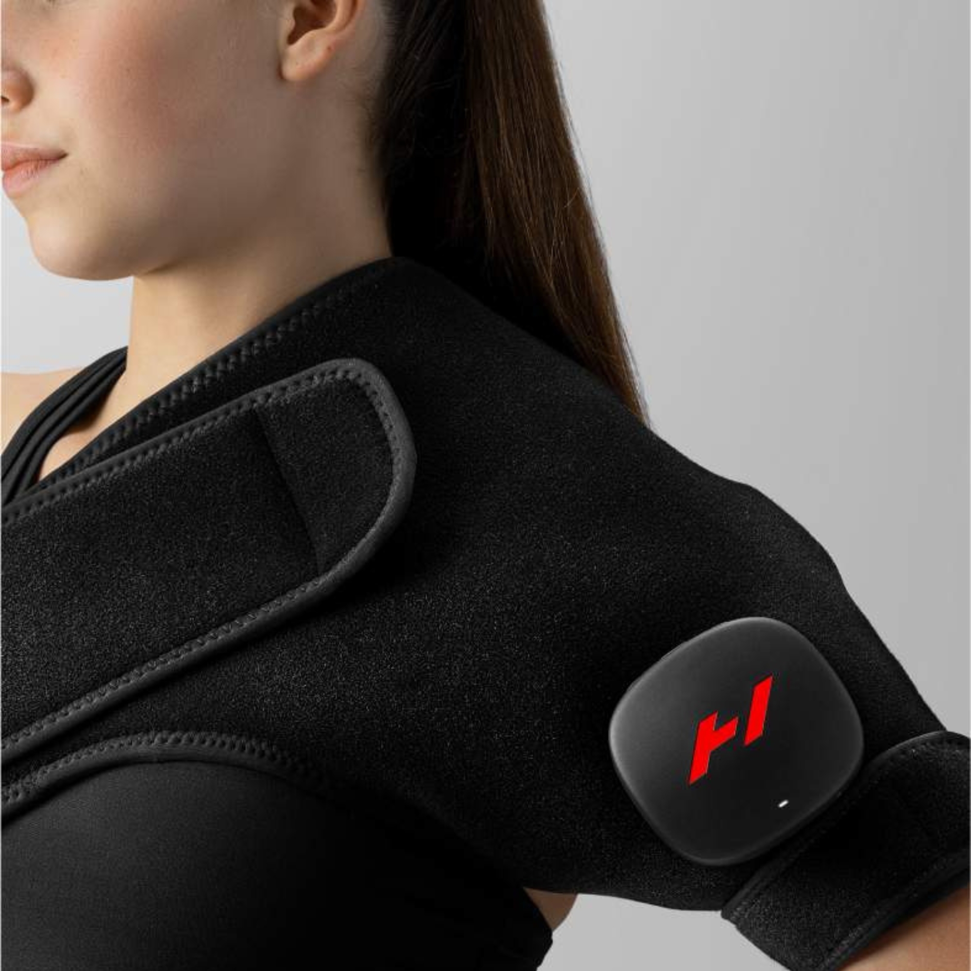 Hyperice Venom   Venstre Skulder  Varme- Og Massageindpakning Til Skulderen  Varmer Op Til   Gange Hurtigere End De Gennemsnitlige Varmepuder